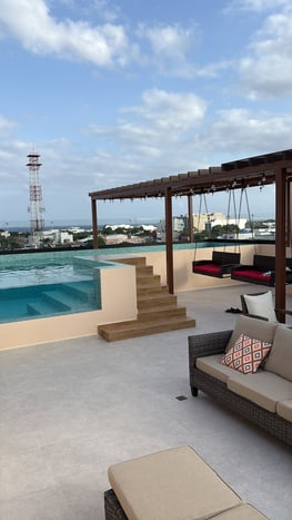 Akasha Penthouse - 2 Bedroom - 1 Bedroom - Rooftop Pool - Beach Front - airbnb