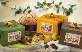 Panettoni glassati con gocce di cioccolato fondente e frutta candita Flamigni
