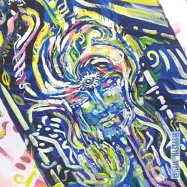détails de peinture acrylique sur fond obscur avec un visage et des formes géométriques colorées