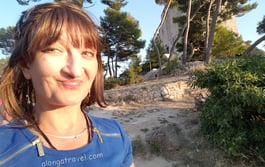 Alonga travel author picture