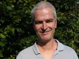le visage du sourcier Philippe Maze