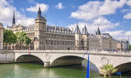 Paris City Center Free Walking Tour