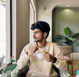 Abhijith kv founder and CEO liquisip smart water bottle. Abhijith is an young entrepreneur