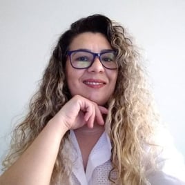 Viviane Bego - Psicóloga