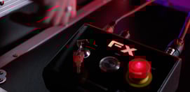 Machine electronique d'arret d'urgence pour effets speciaux