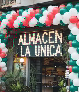 decoration and ambiance of supermarkets