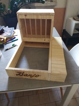 râtelier litière pour lapin personnalisable