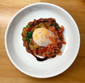 egg & chorizo hash