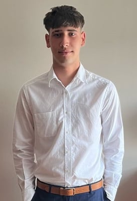 Alexander Bela Aragón