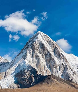 Wonderfull snow-covered Pumo Ri summit, Nepal.