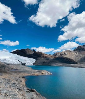 Pastoruri Glacier and its crystal-clear lagoon, located in the mountainous region of Huaraz, Peru.