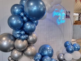 Circle backdrop hired for Darcy's 21st birthday in Victoria Point, Redlands.