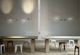 dos mesas comedor iluminadas