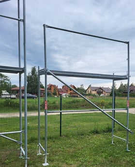 tērauda sastatnes stalažas 3x2.8m