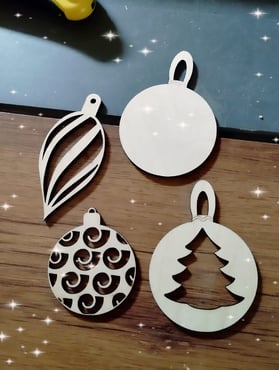 boule de noel bois personnalisable