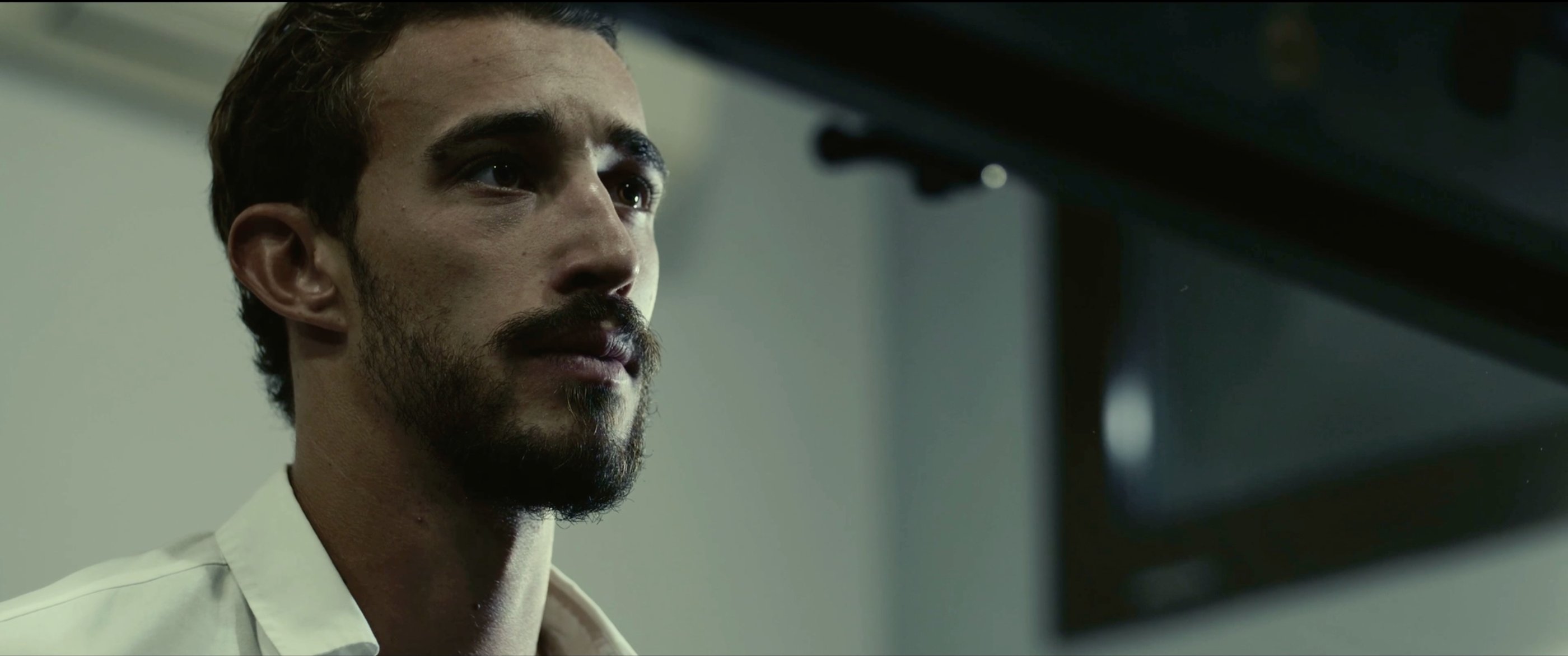 Lorenzo Neri (ATTORE) In una scena del film "I Dinosauri".
