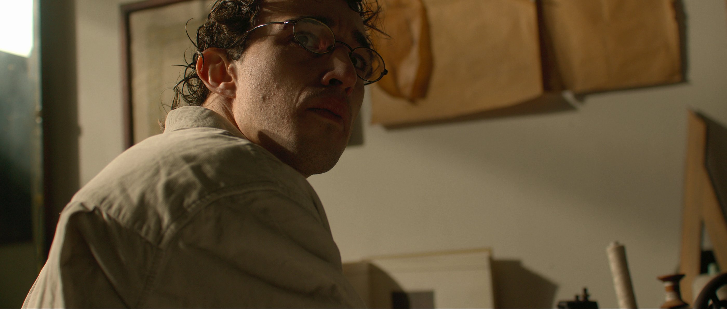 Lorenzo Neri in una scena del film "Il Viaggio di un cuore di Stoffa".