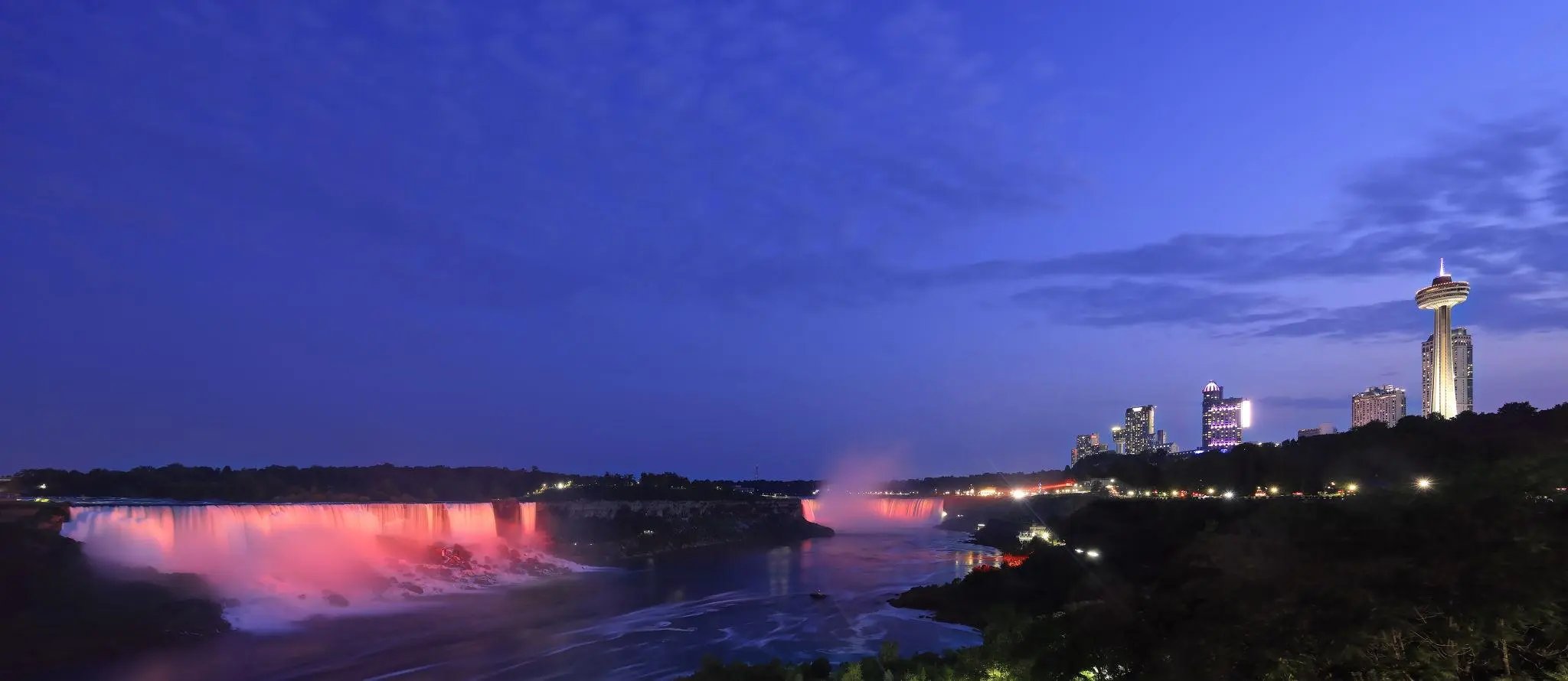 Cross border chauffeur transportation near Niagara Falls from Toronto