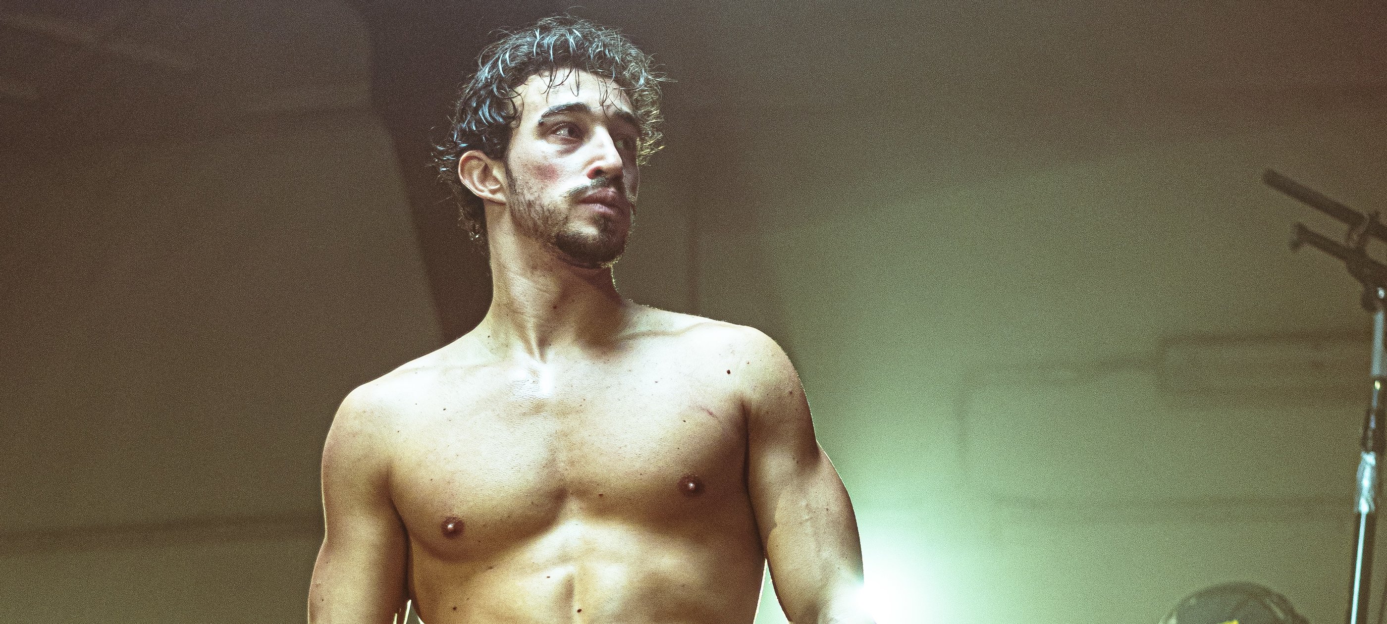 Lorenzo Neri in una scena del film "The Scottish Boy"