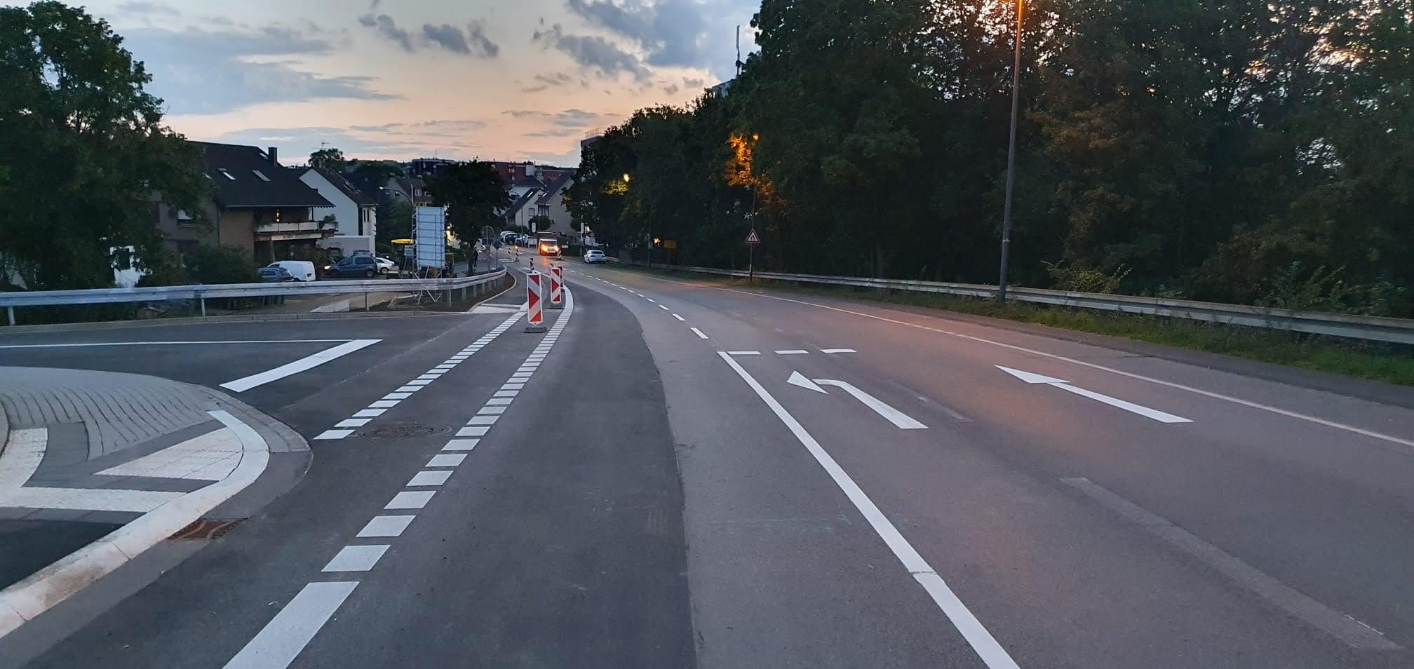 Fahrbahn markierung eiid markierung