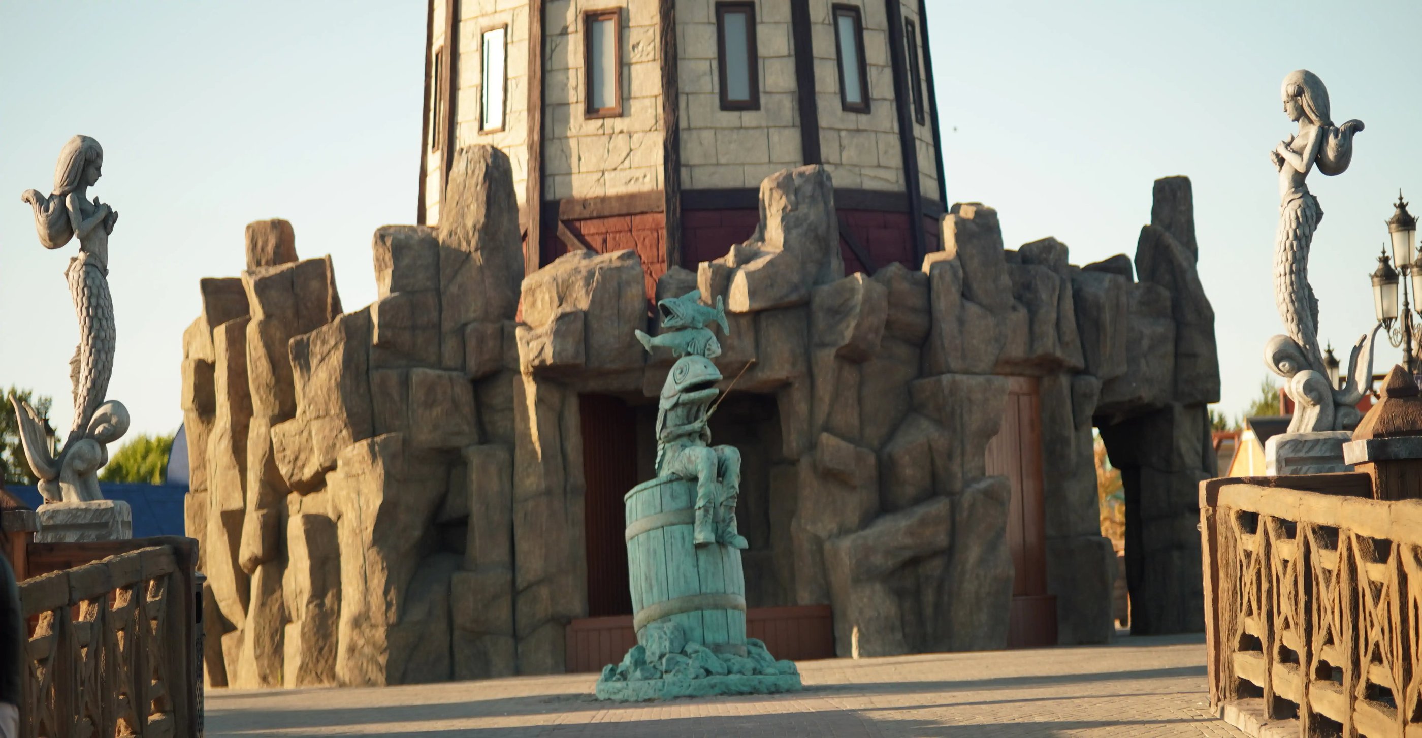 Custom sculpture and landmark installation by Artisan Aleks Company