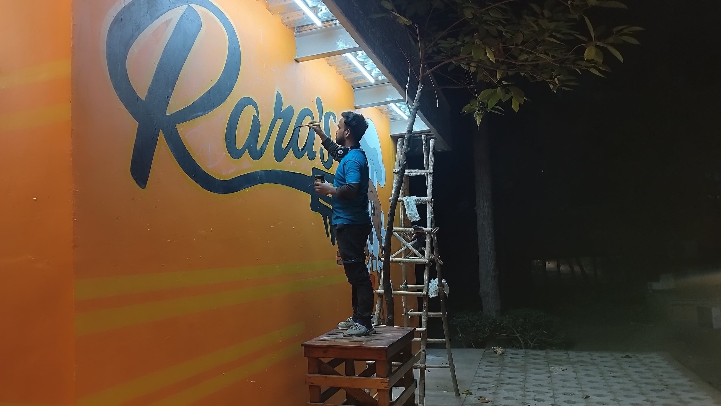 RARA's Bistro van