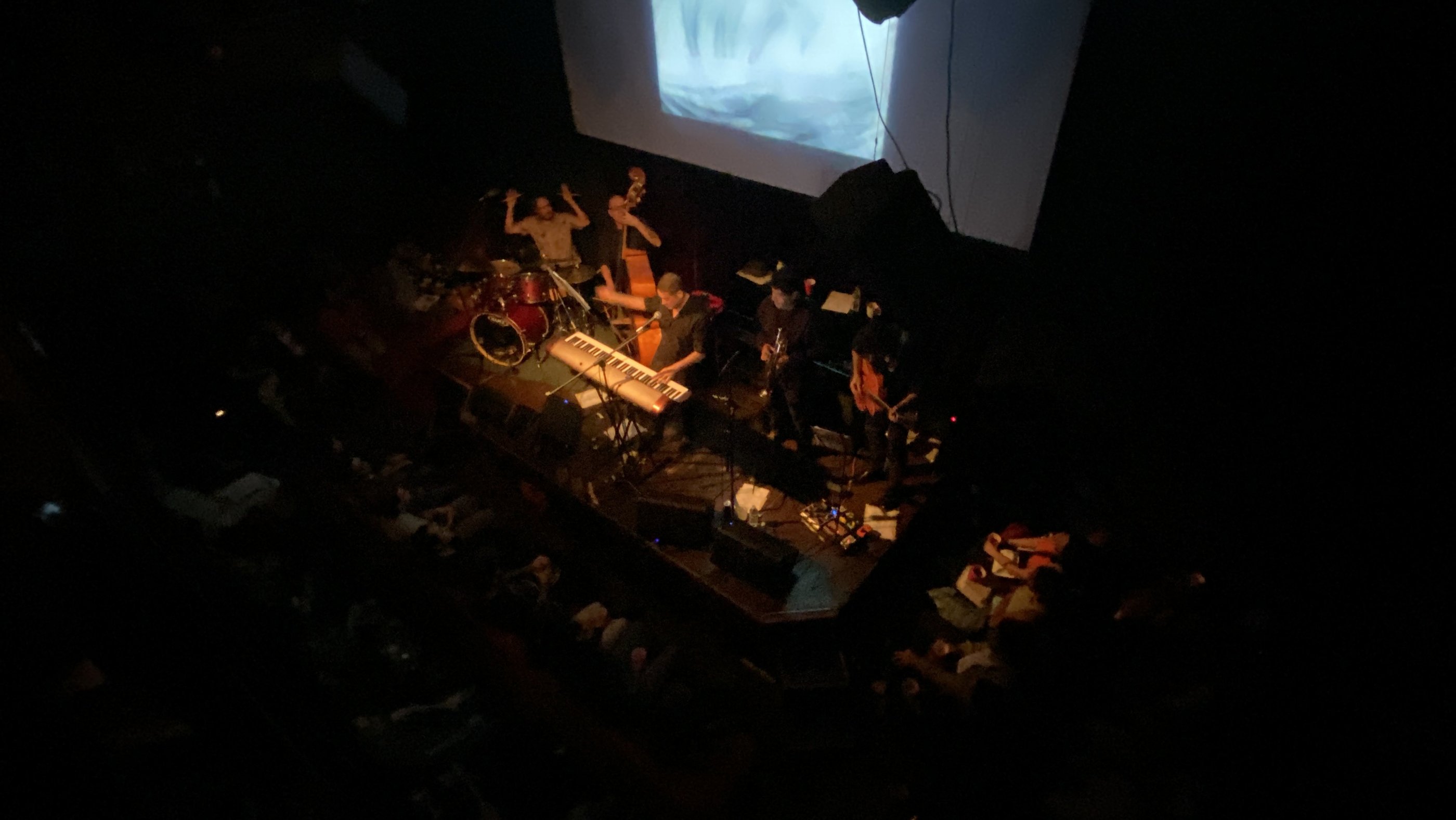 Orquesta 24 Cuadros en el Foro del Tejedor
