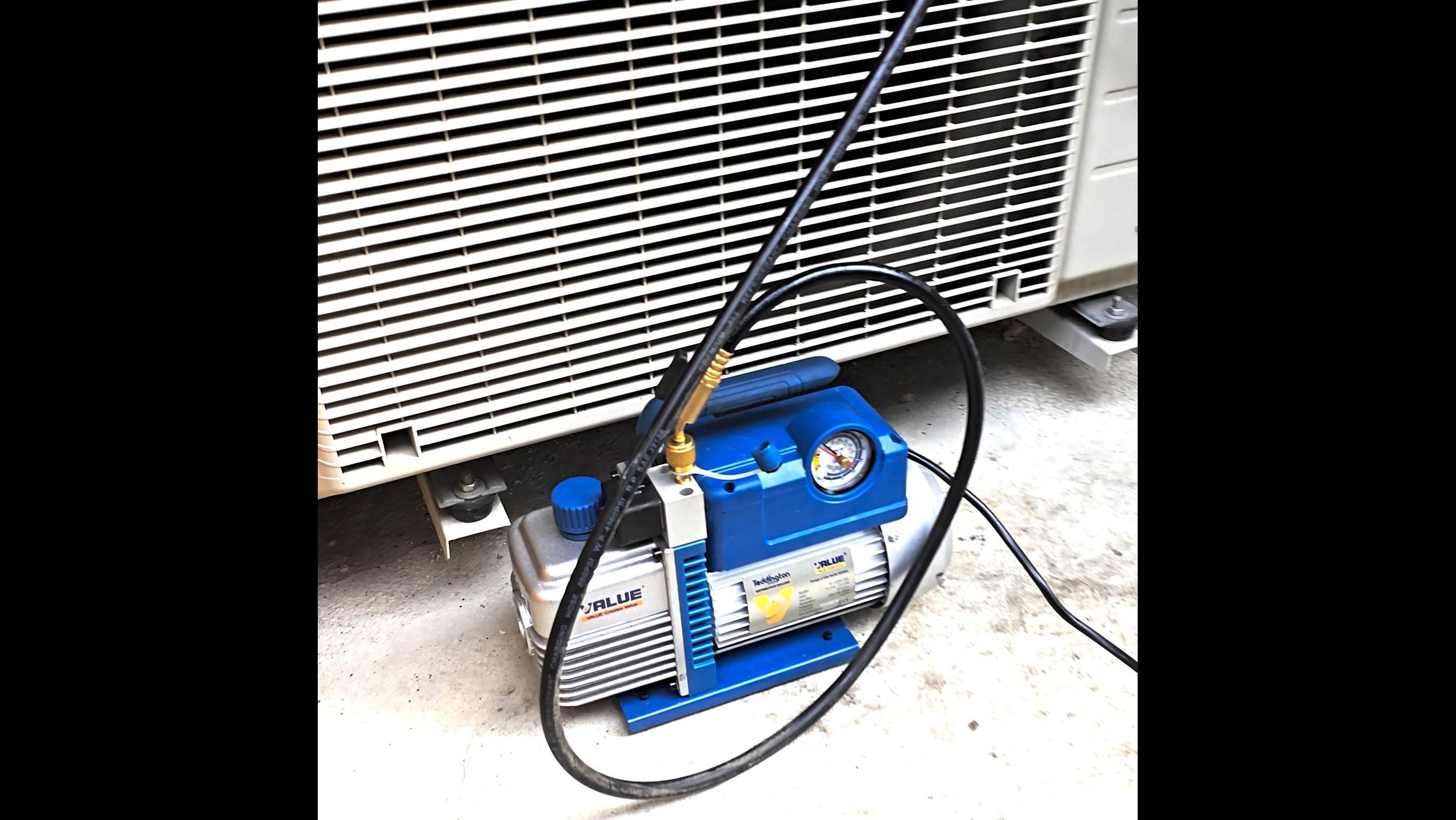 Tirage au vide avec pompe double étages Value.