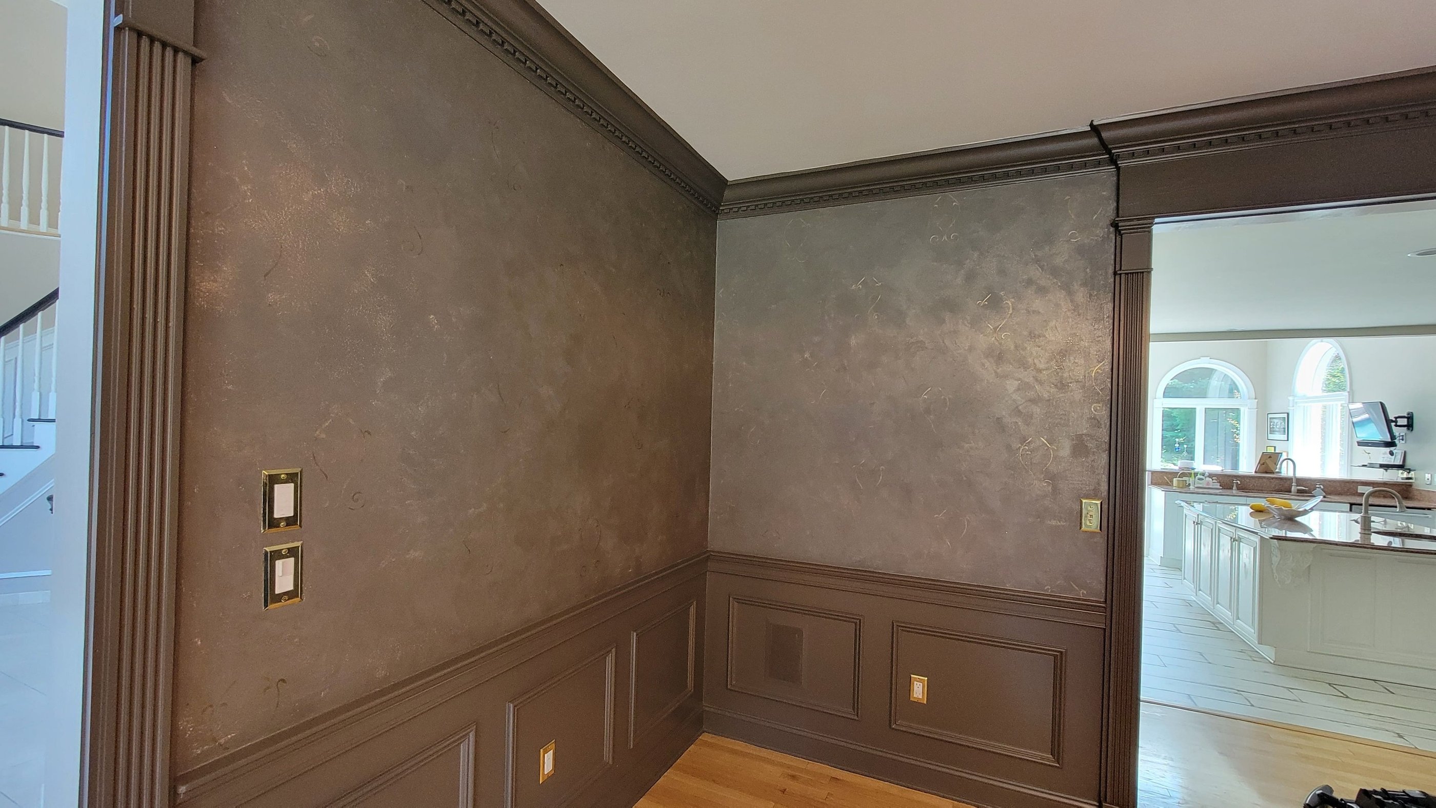 bespoke metallic plaster with glitter for a colts neck nj dining room by Artworks by Marcine