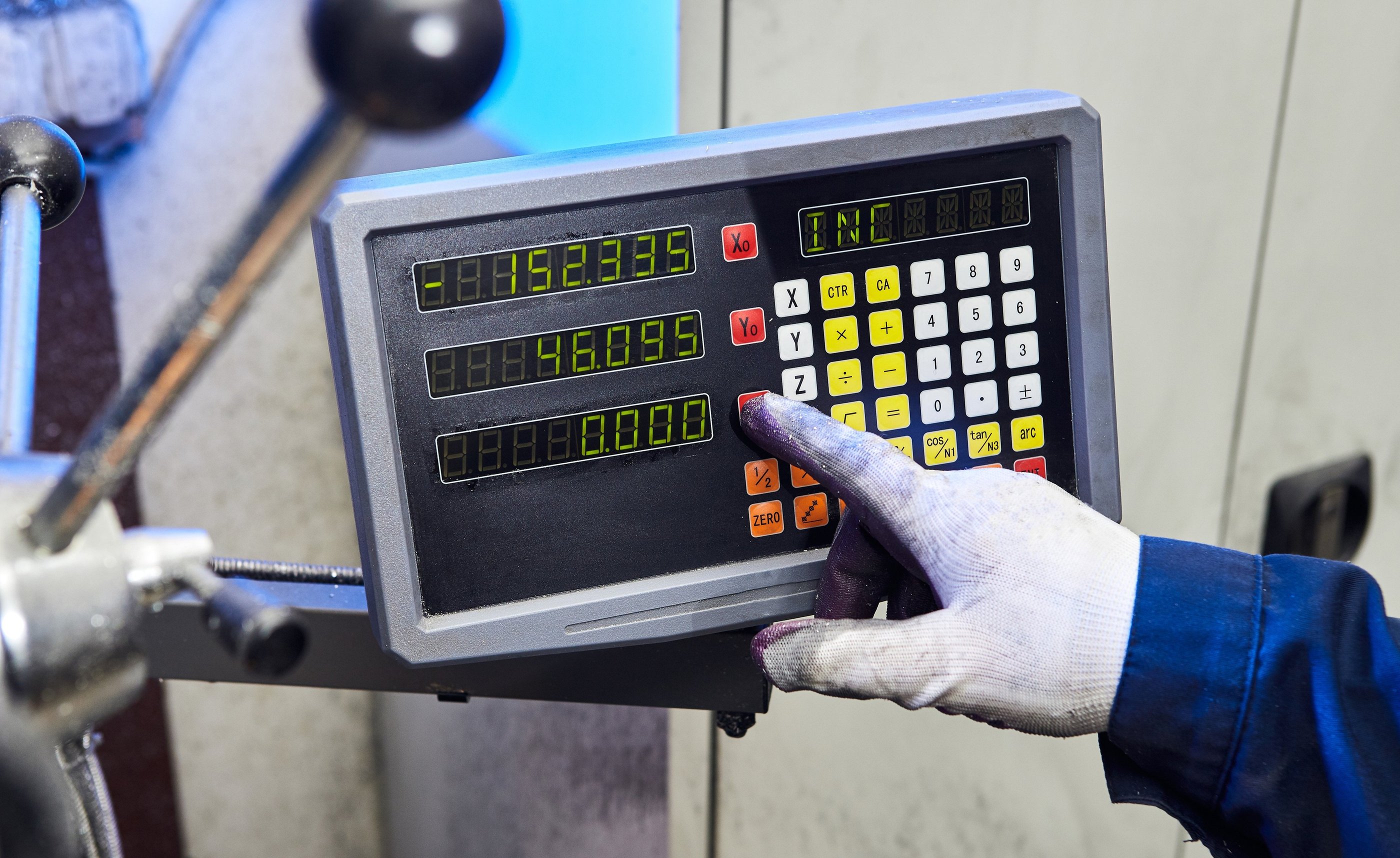 cnc valdymo pultas ekranas