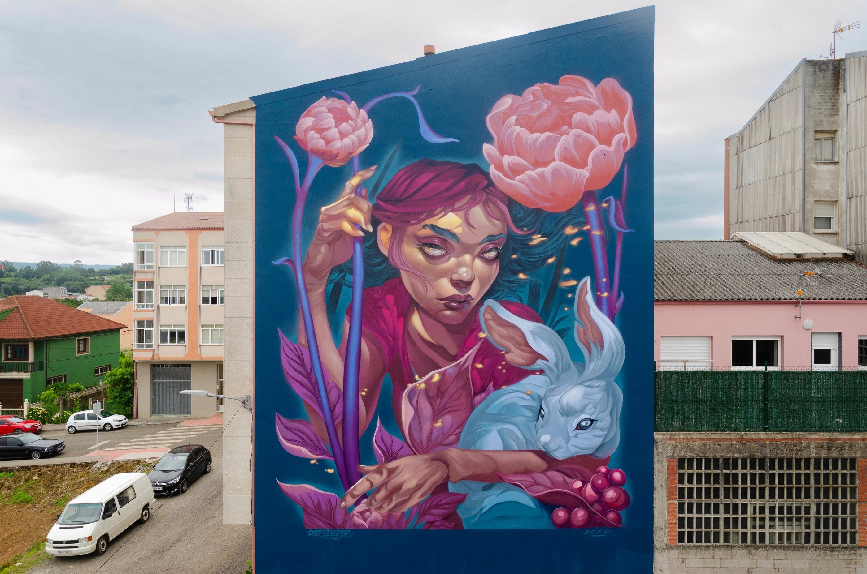 La Vigilia, mural en Carballo, Galicia - Arte público, obra de gran formato.