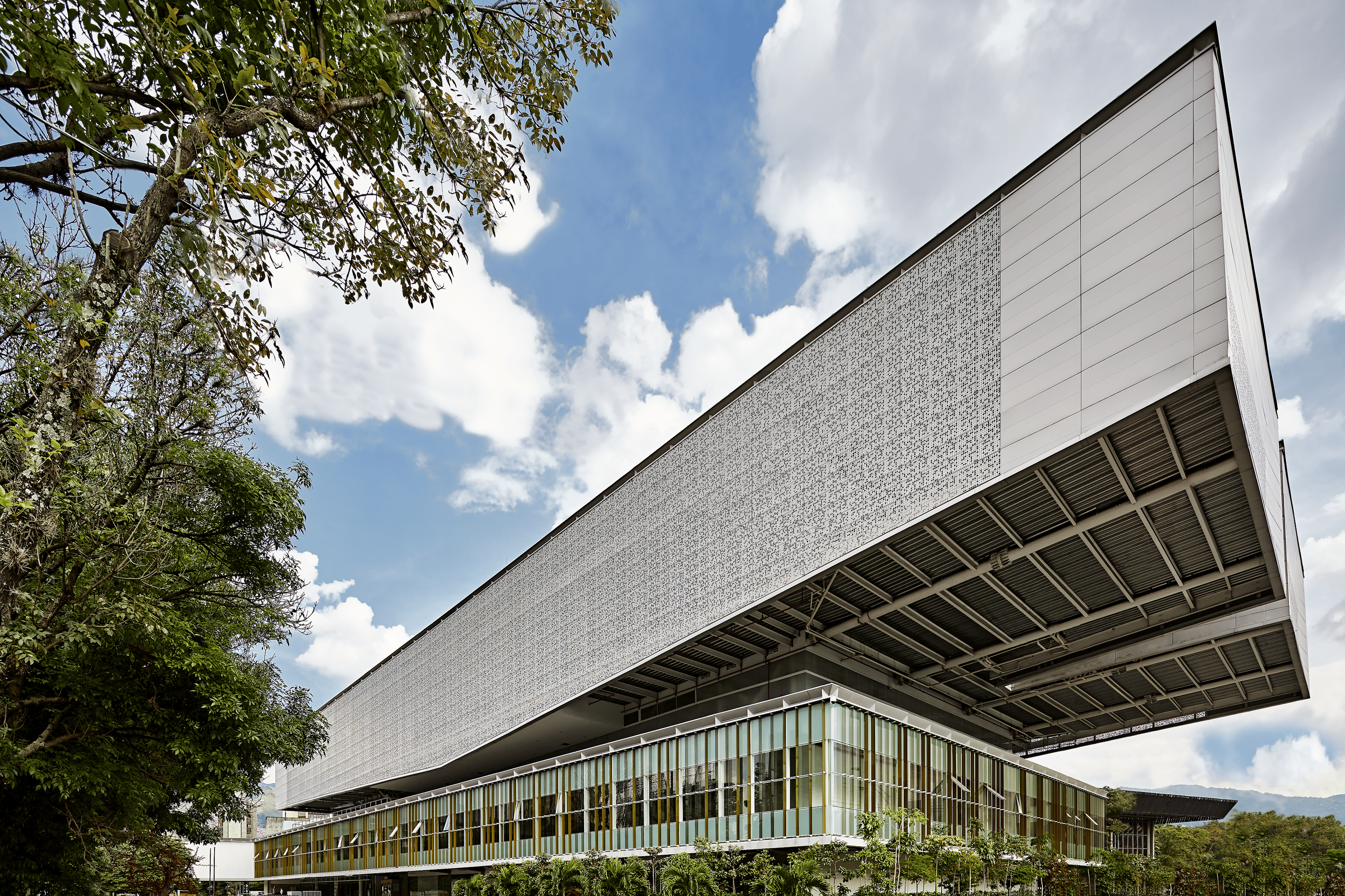 Contacto. Aceros Estructurales