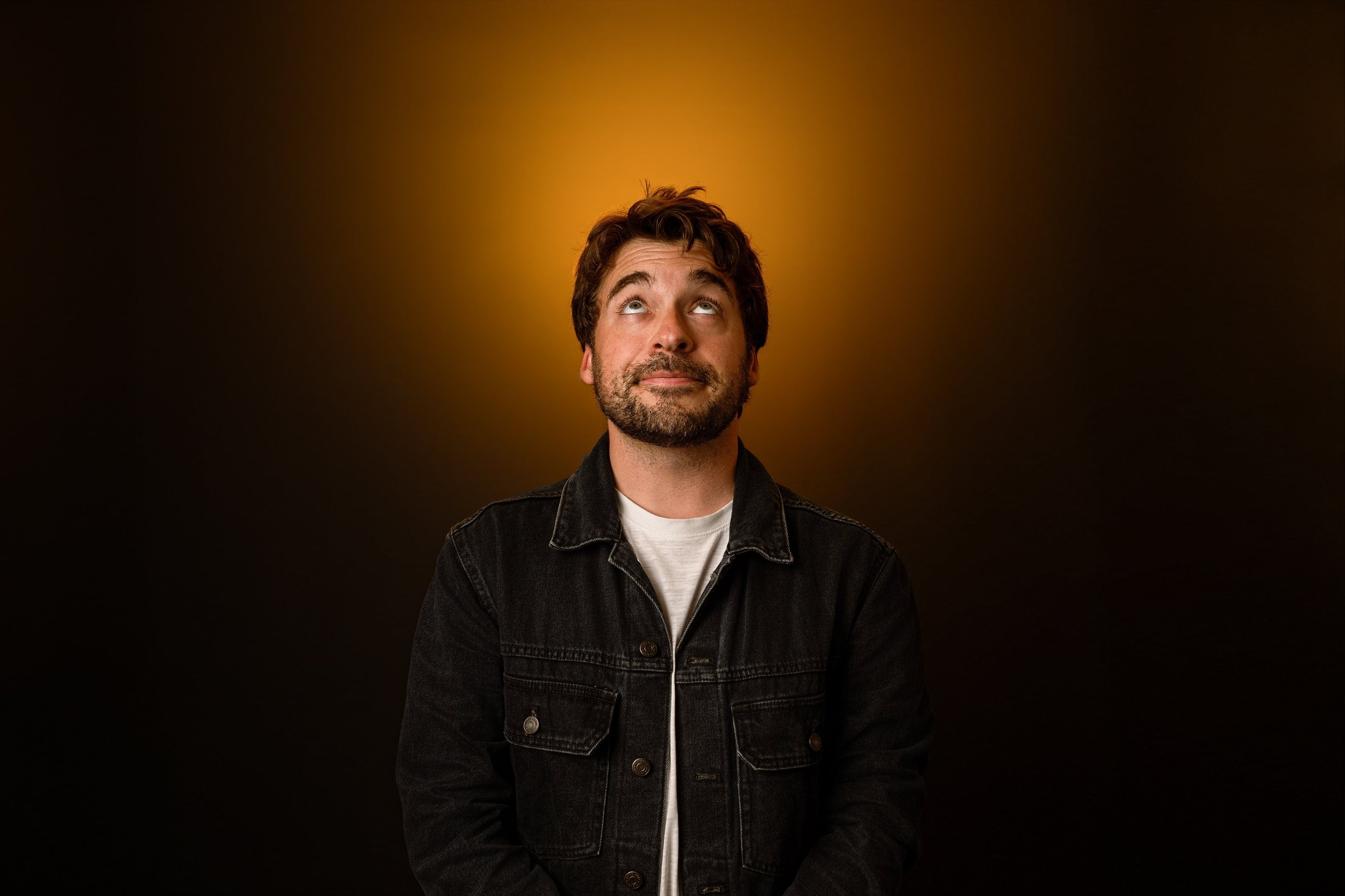 Aurelien Cailloce animateur professionnel speaker journaliste créateur UGC France Paris Le Mans