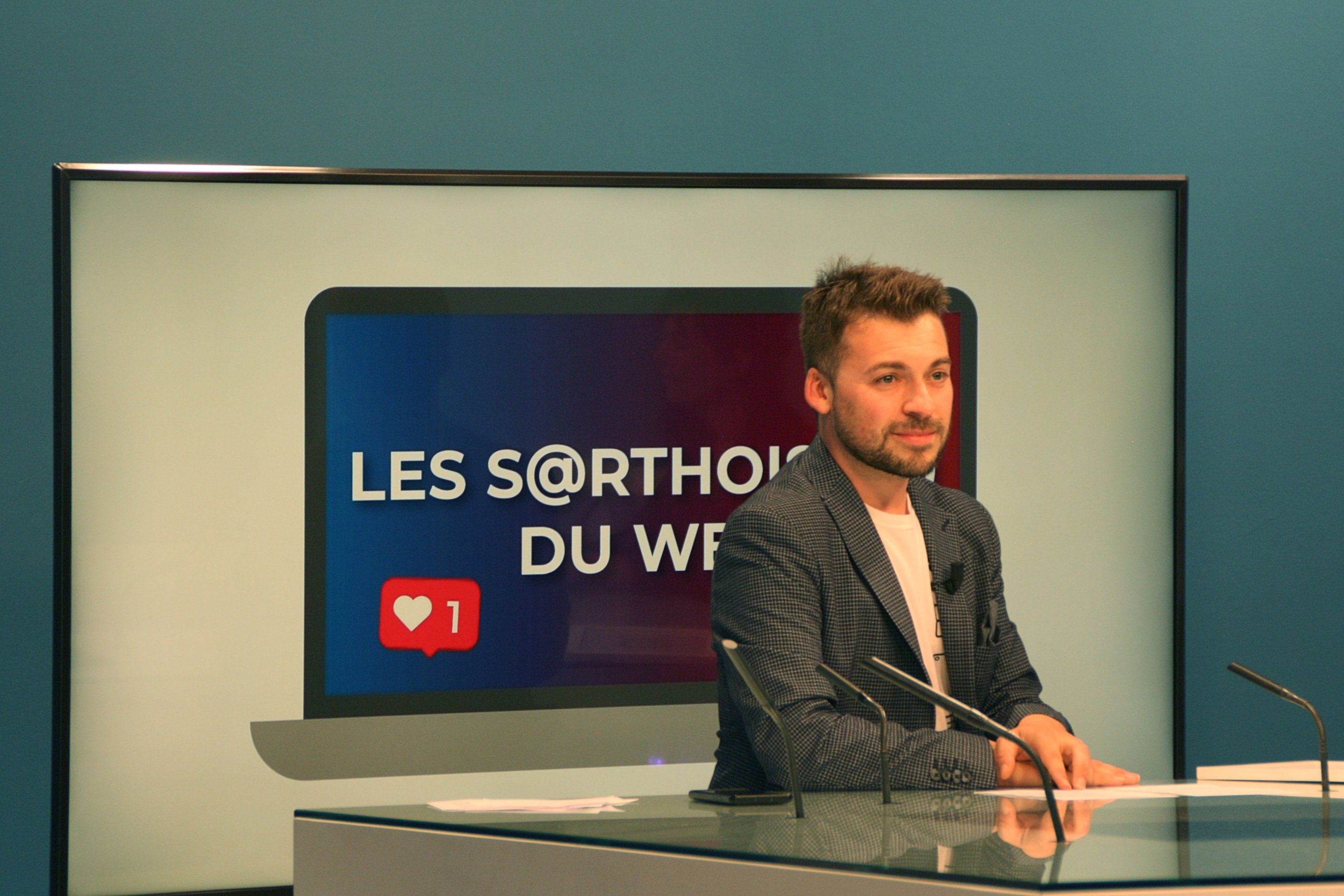 Aurélien Cailloce animateur journaliste chroniqueur le mans paris france lille