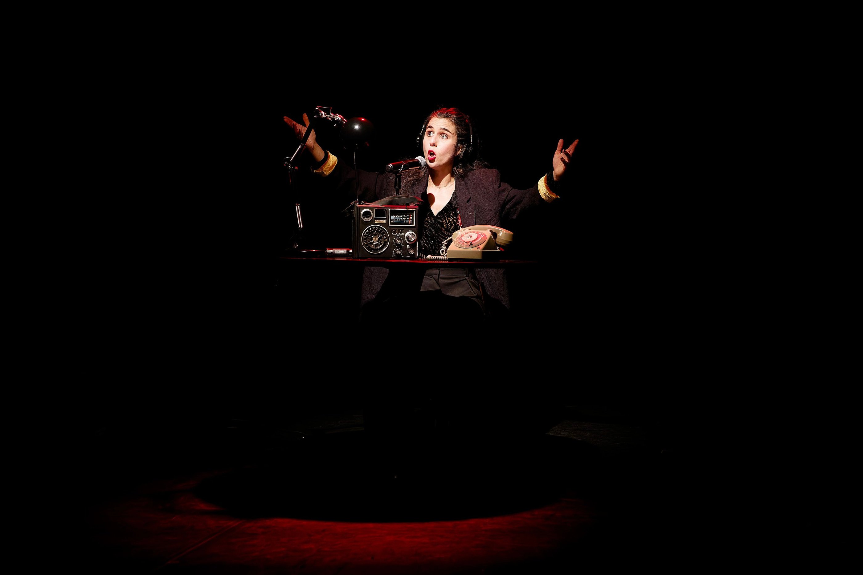 Spectacle - LA FILEUSE DE NUIT -3- ROZE'N'BARBE PRODUCTIONS - Artéphile Avignon OFF 2026