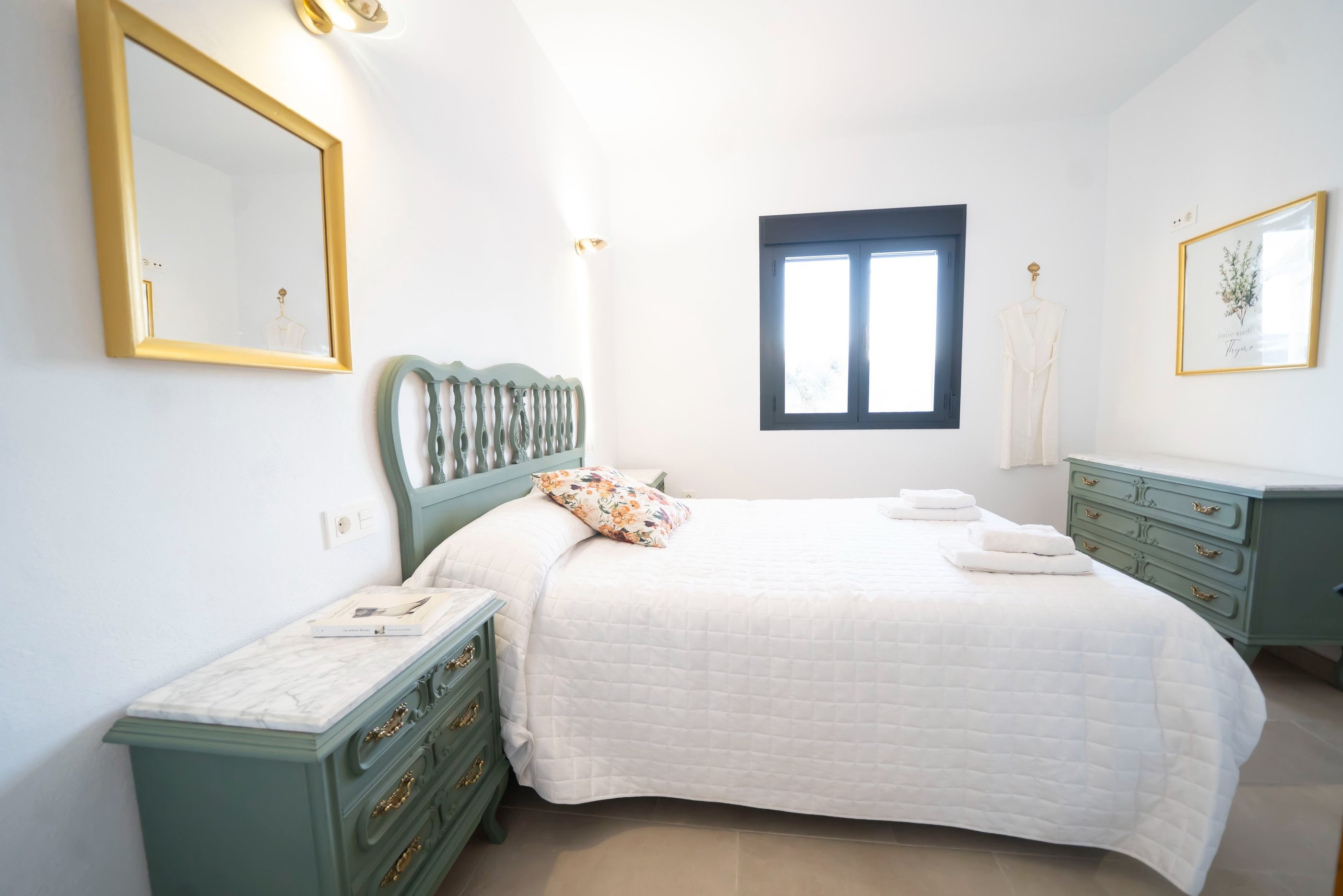 Accommodation for large groups in Almeria, Andalusia