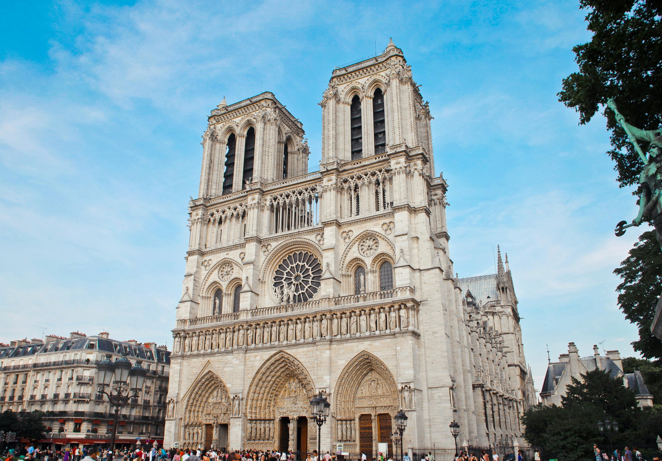 Paris City Center Walking Tour