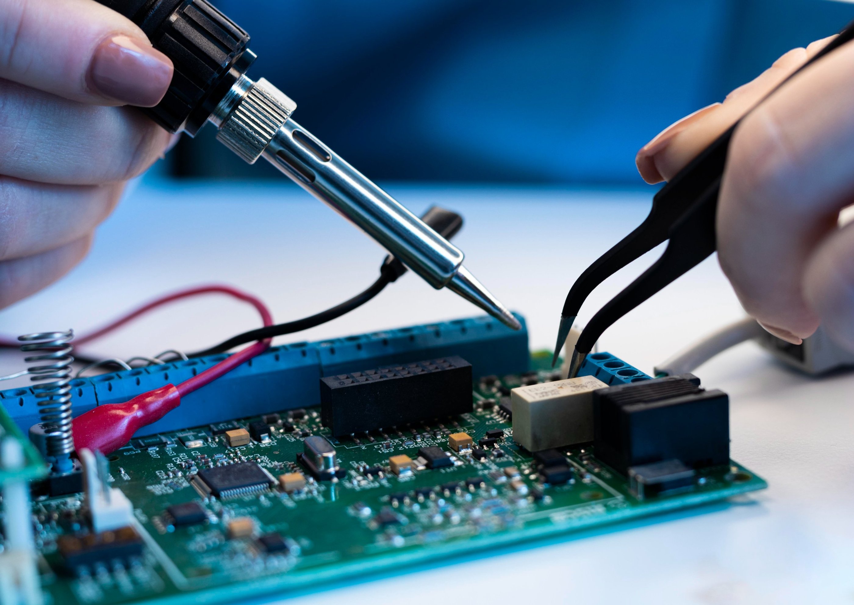 👩💻 ¿Te gustaría que tu hijo aprenda robótica y tecnología desde pequeño?