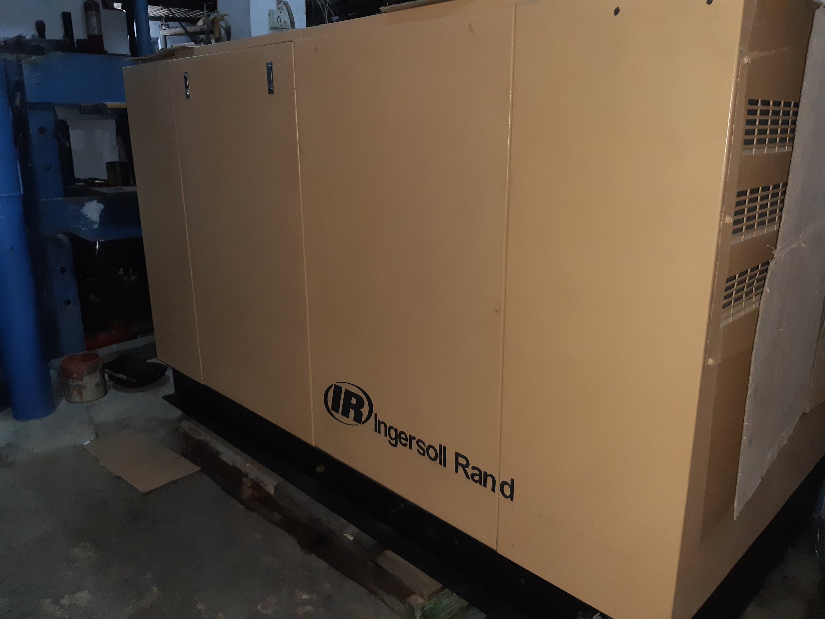 Contact image Khan Contractor