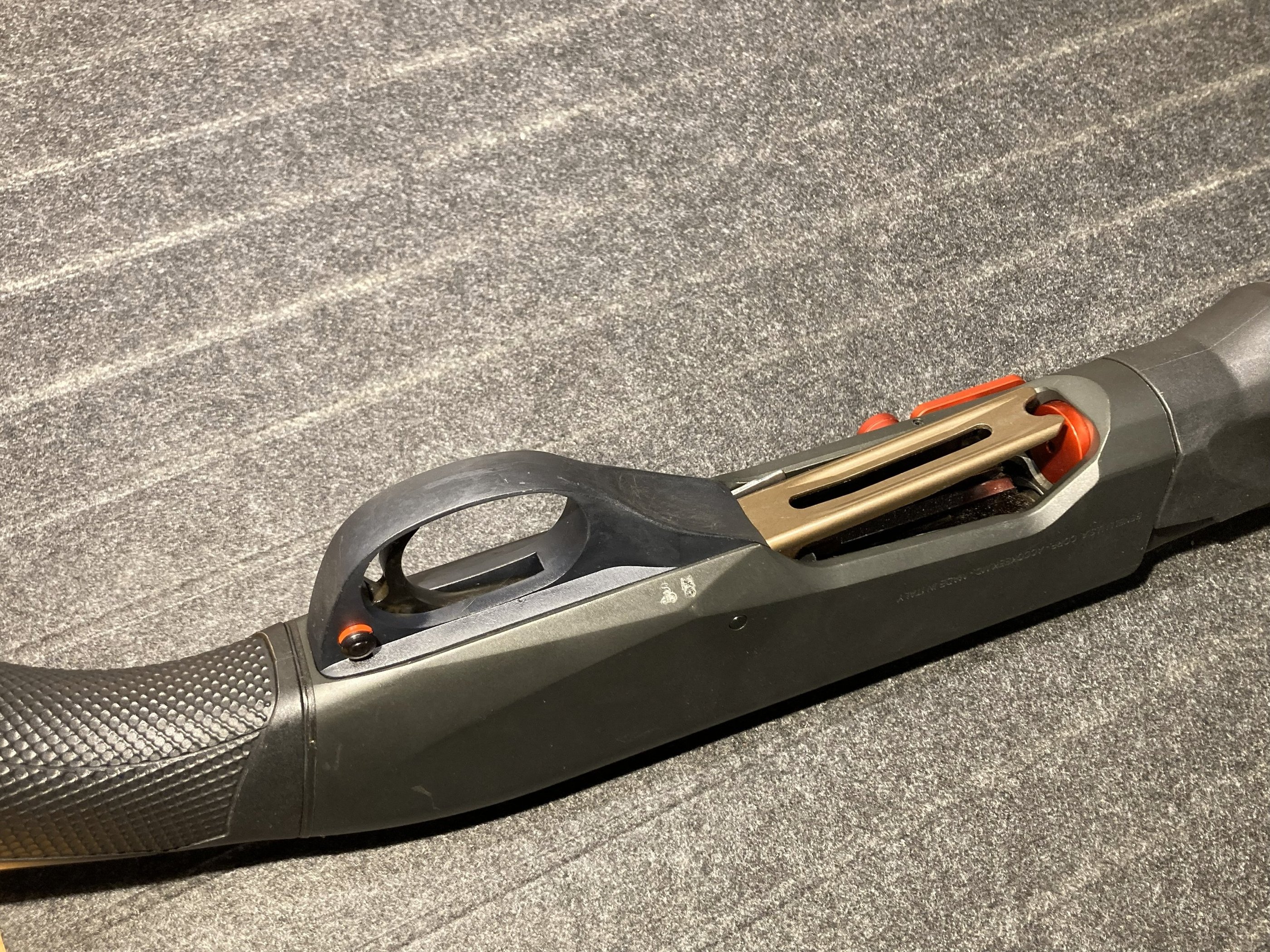 Unterseite der Benelli M2 Speed