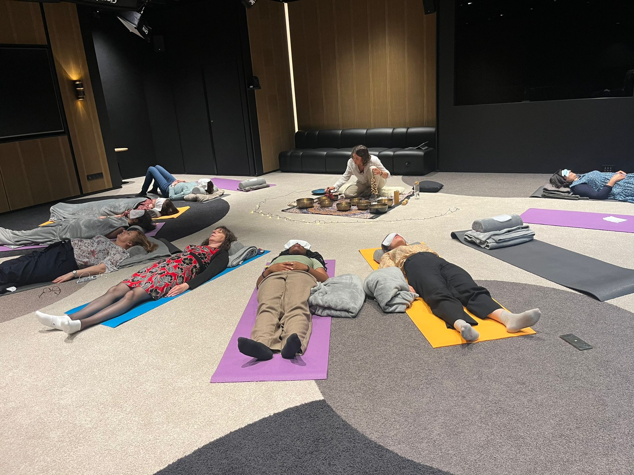 activité QVT cohésion d'équipe relaxation en milieu professionnel prévention burn out psycho sociaux