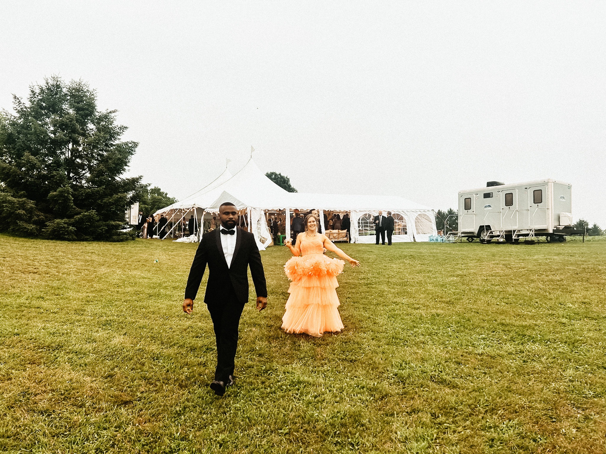 bathroom rentals, luxury bathroom rental, luxury restroom trailer