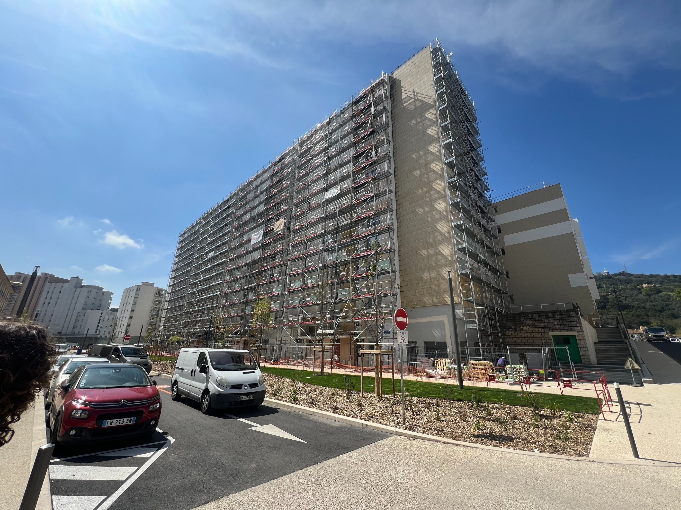 échafaudage de la Grand Rue Jean Moulin à Alés - Cévennes - Gard