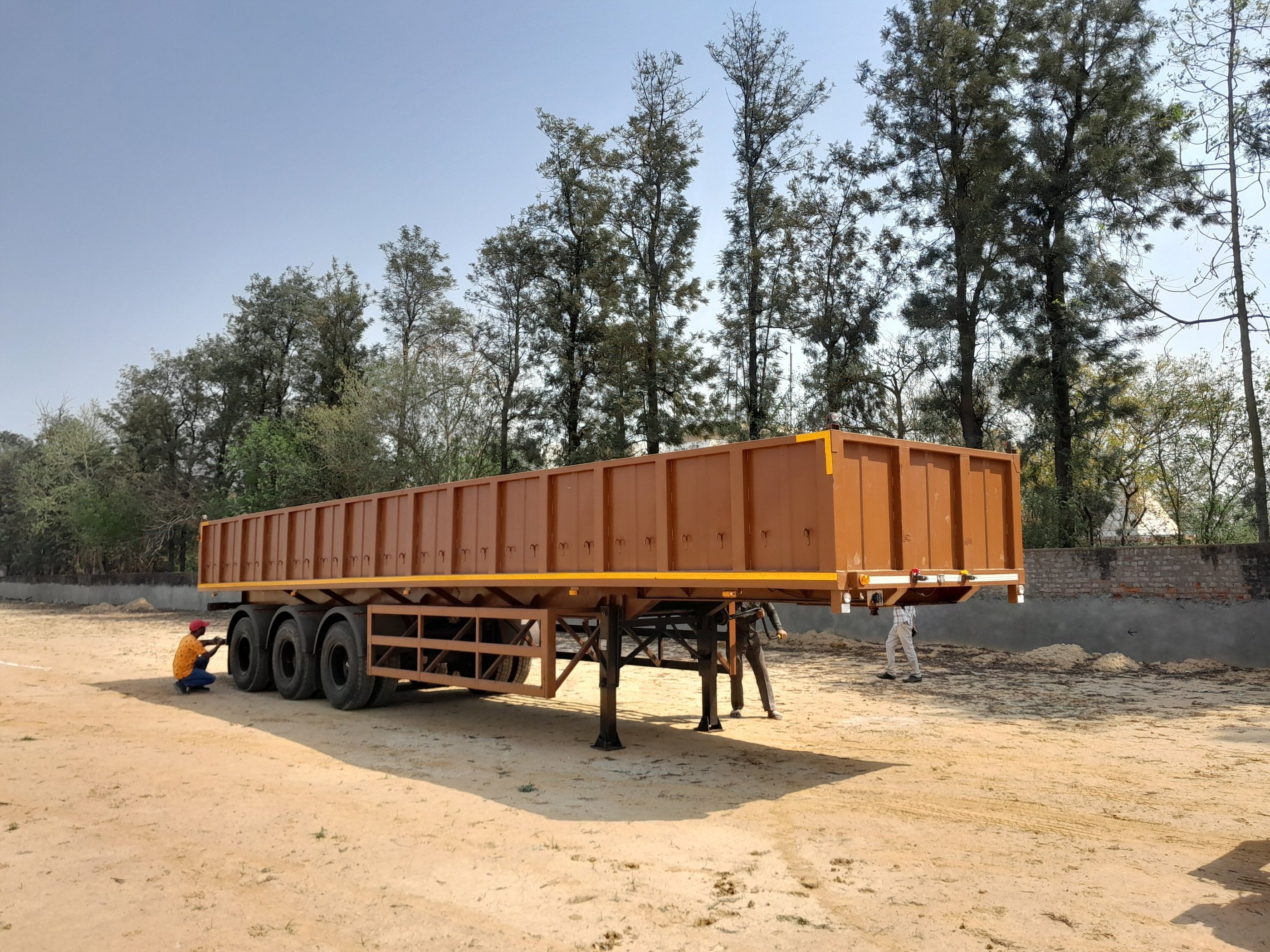 ICAT-approved Sidewall Trailer with reinforced structure and foldable taildoor by MS Engineering Wor