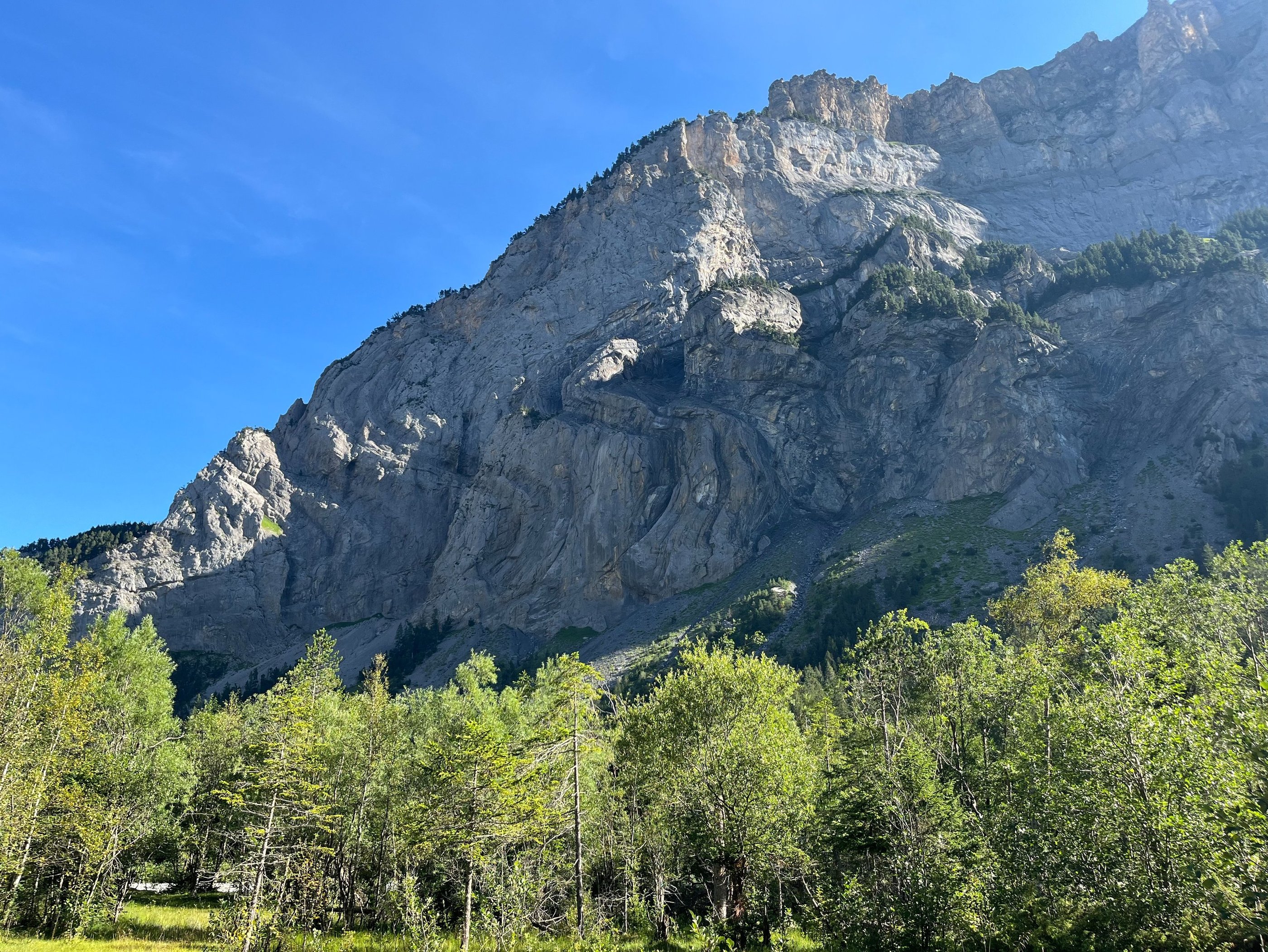 Nappes on display in the walls of the Gasterntal