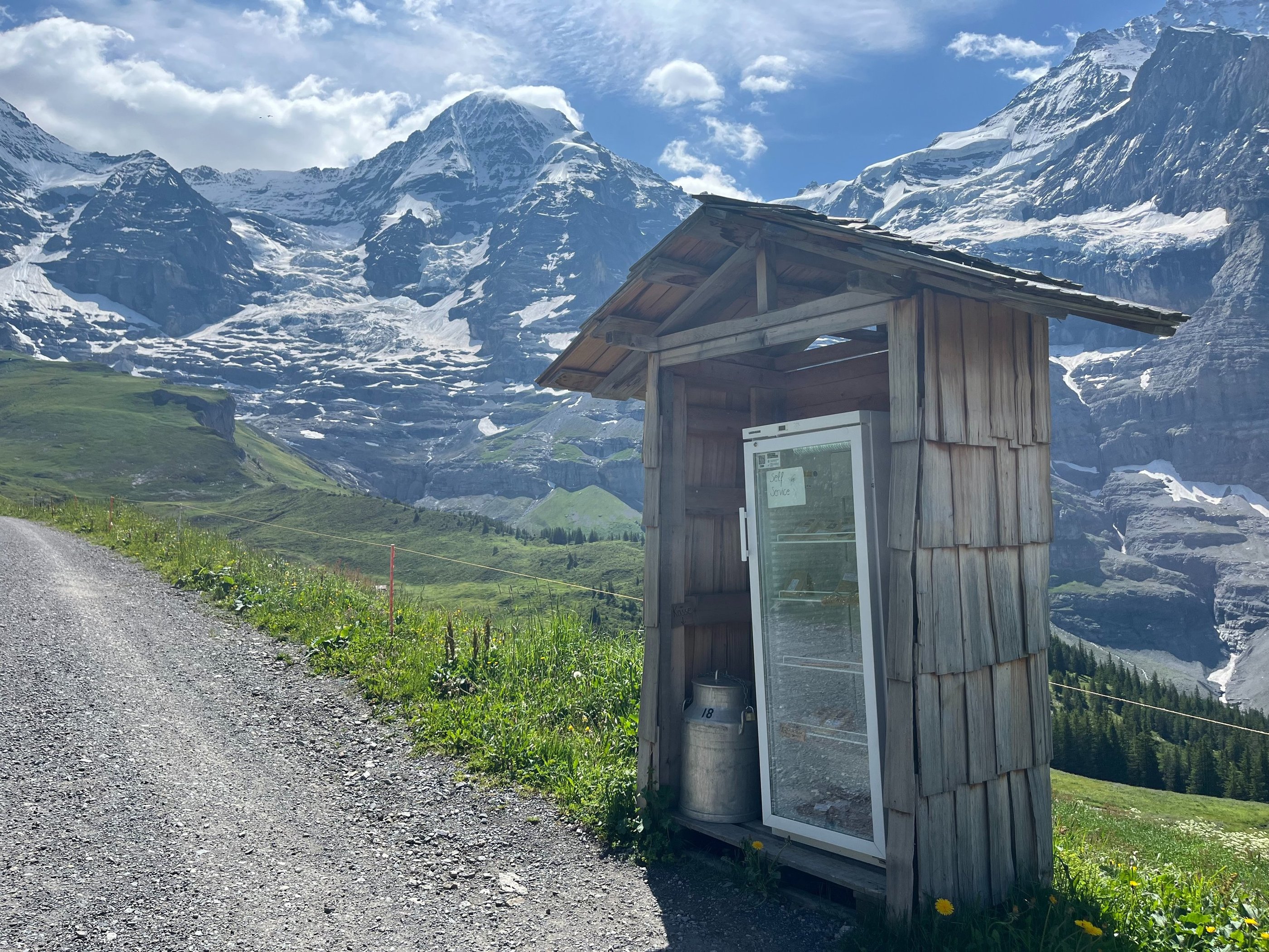 An honesty fridge between Kleine Scheidegg and Wengen