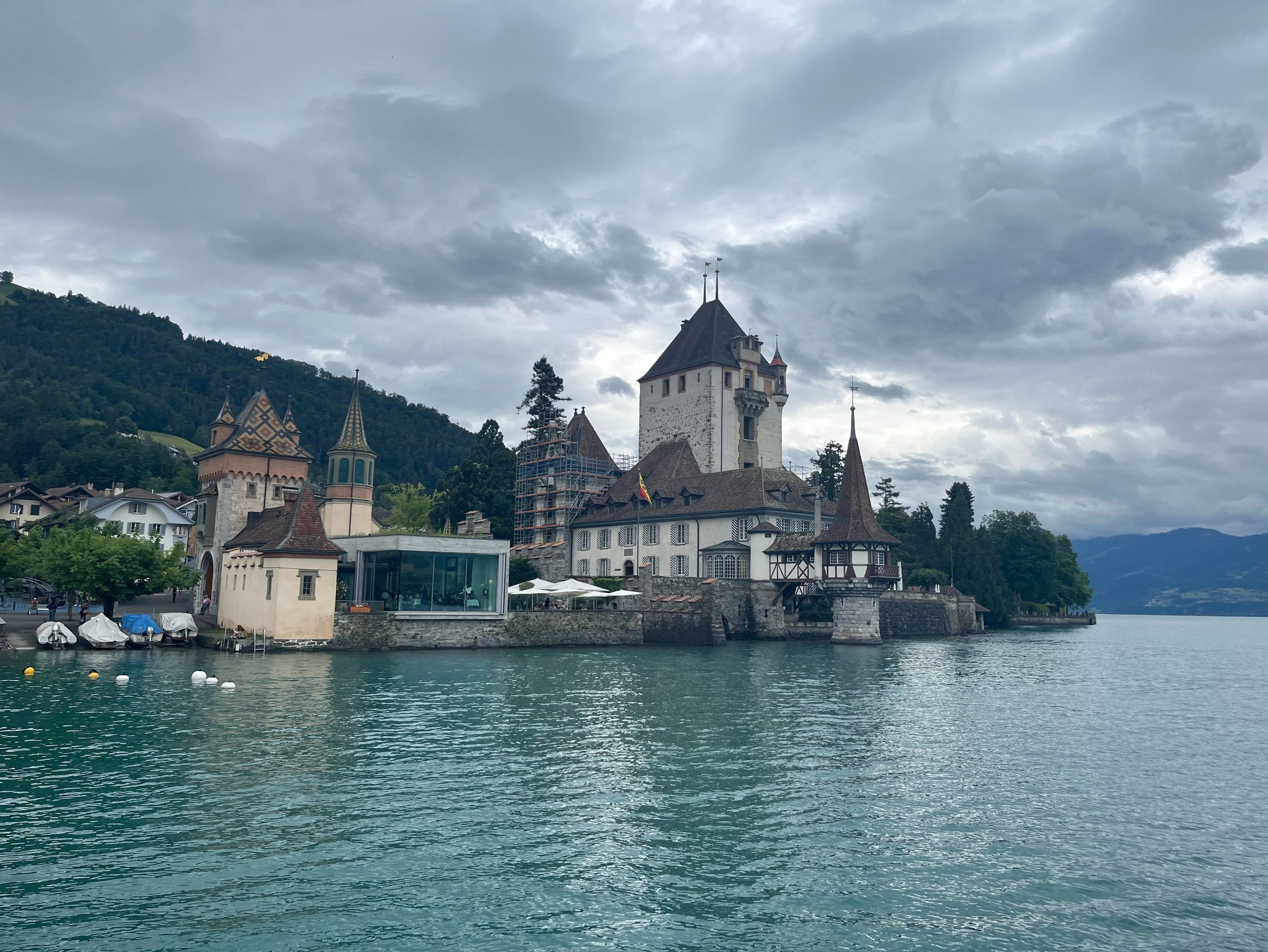 Schloss Oberhoffen on Lake Thun