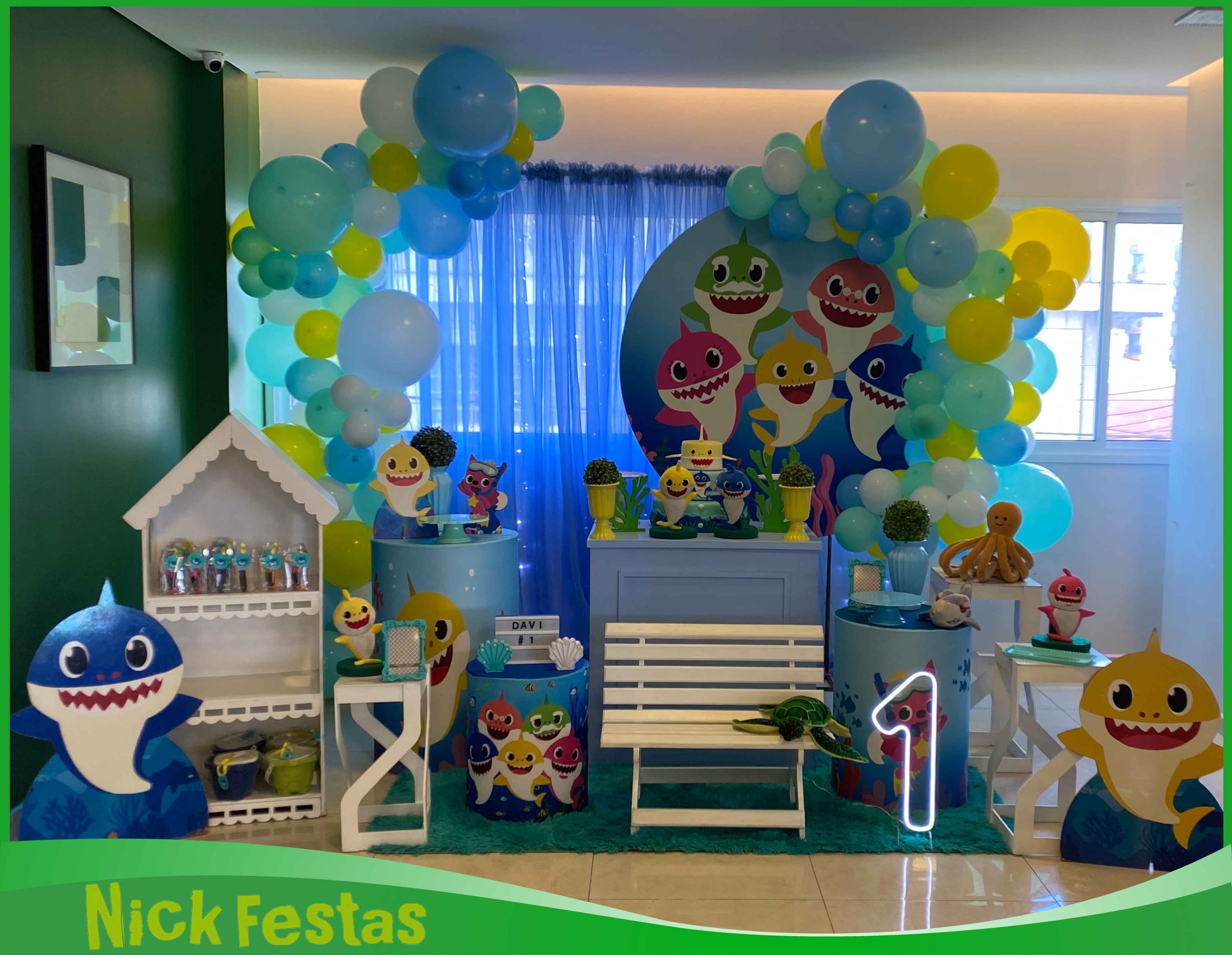 Aluguel de decoração infantil Baby Shark na Freguesia do Ó com mesa decorada temática