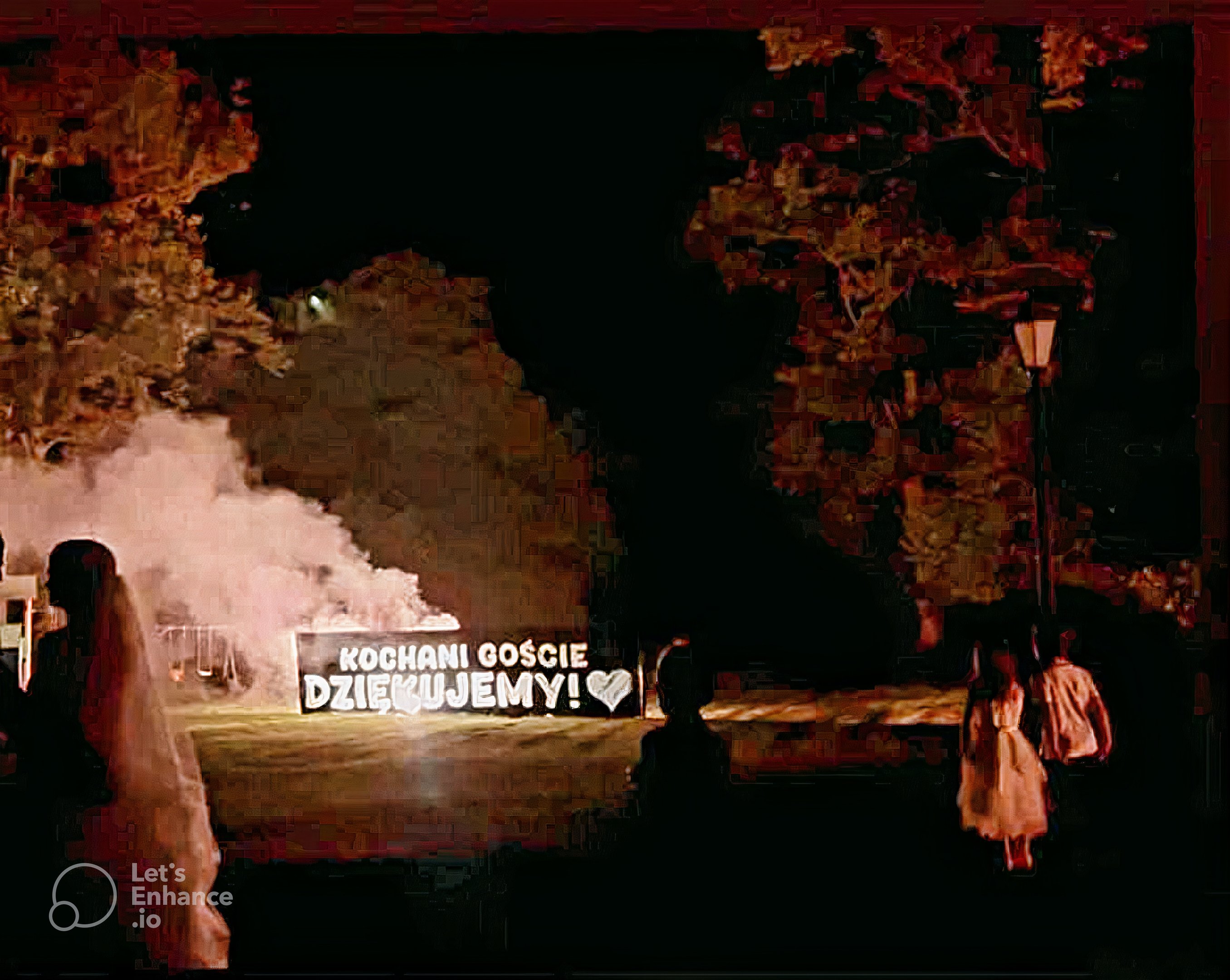 podziękowania dla gości z pirobanerem podświetlany napis na ślub