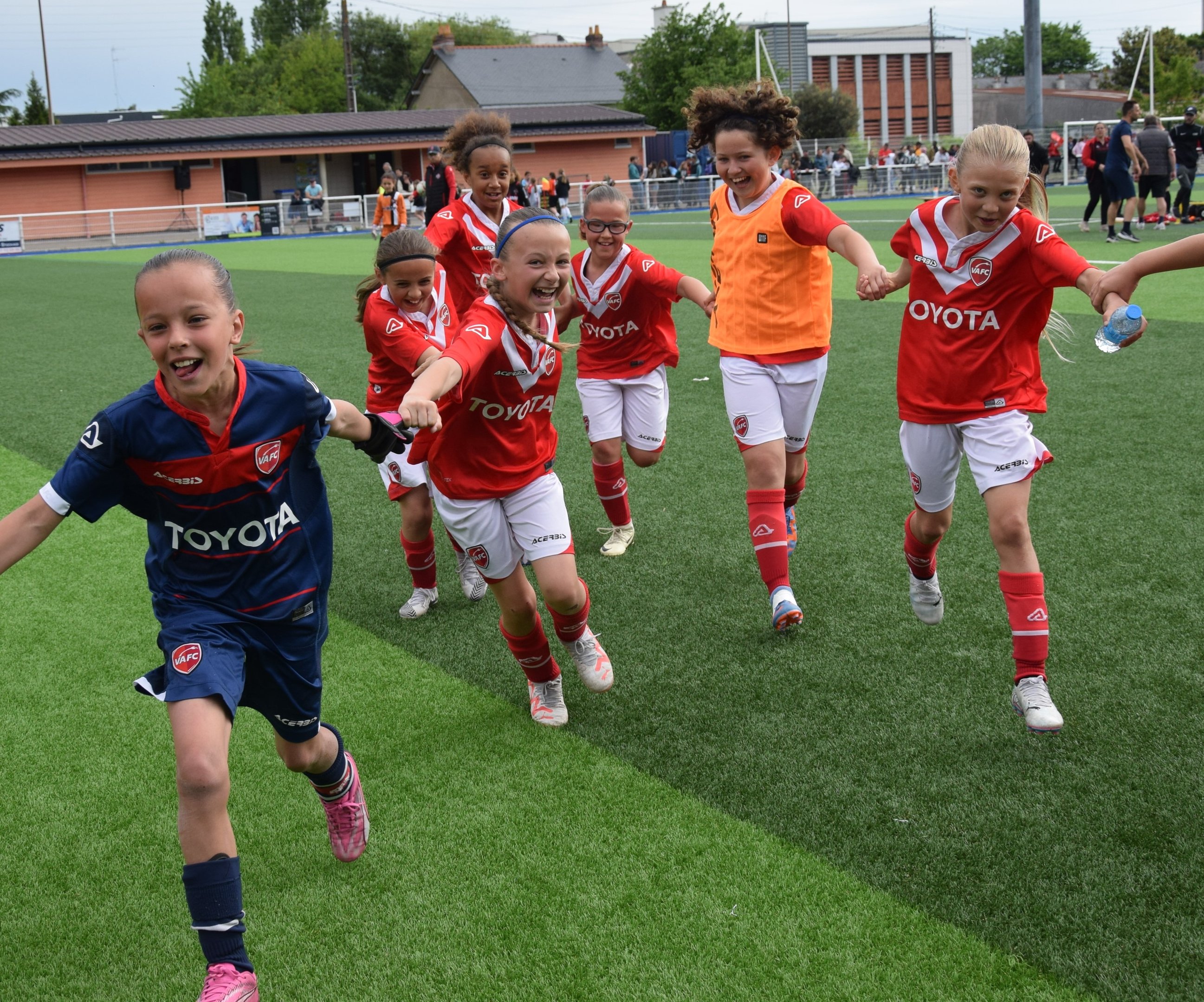 La joie des joueuses U11F de Valenciennes